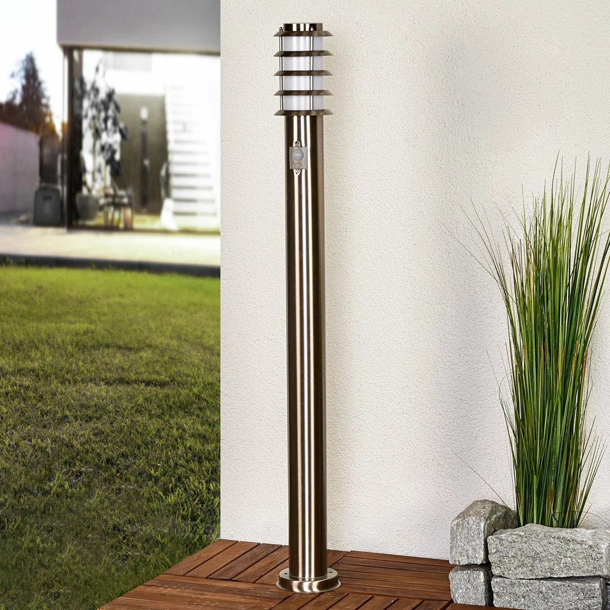 Lindby - Lampe D'extérieur Avec Capteur - 1 Lumière - Acier Inoxydable, Polycarbonate - H : 110 Cm - E27 - Acier Inoxydable, Blanc 3 Lindby - Lampe D'extérieur Avec Capteur - 1 Lumière - Acier Inoxydable, Polycarbonate - H : 110 Cm - E27 - Acier Inoxydable, Blanc – Image 3