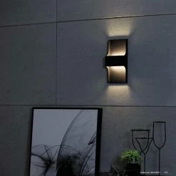 Artdelight - Applique Dallas - Zwart - 2x LED 8W 2700K - IP54 - Dimmable> Applique à L'intérieur | Applique Extérieure | Applique Noire | Applique | Lampe à LED -Glass Vases Boutique de vente 1200x1200 380