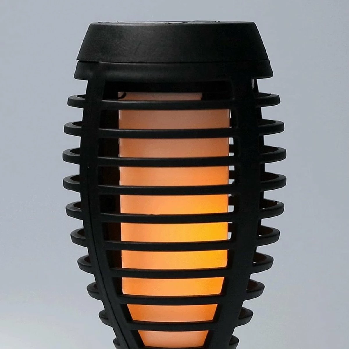 V-tac 8-PACK Youth Fire LED Lampe Solaire Lampe Torche De Jardin Avec Effet De Flamme Avec Capteur Crépusculaire 2200K IP44 (50cm) 7 V-tac 8-PACK Youth Fire LED Lampe Solaire Lampe Torche De Jardin Avec Effet De Flamme Avec Capteur Crépusculaire 2200K IP44 (50cm) – Image 7