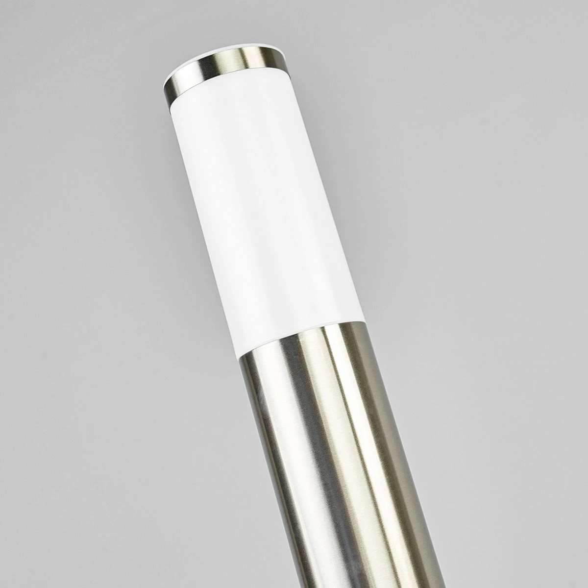 Lindby - Lampe D'extérieur - 1lumière - Acier Inoxydable, Polycarbonate - H: 110 Cm - E27 - Acier Inoxydable, Blanc 4 Lindby - Lampe D'extérieur - 1lumière - Acier Inoxydable, Polycarbonate - H: 110 Cm - E27 - Acier Inoxydable, Blanc – Image 4