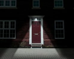 Lampe Solar Extérieur à LED Grundig - Avec Détecteur De Mouvement - 320 Lumens - Plein Air - 2400 MAh -Glass Vases Boutique de vente 1200x974