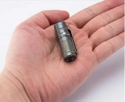 Unbranded Lampe De Poche En Alliage De Titane Mini Rechargeable Maison Camping Extérieur Mini Portable| Outils D’extérieur (bleu) -Glass Vases Boutique de vente 306721082 max