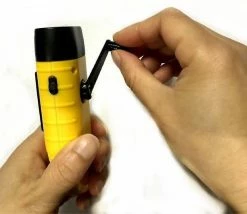 Unbranded Lampe De Poche à Manivelle Solaire, Lampe De Poche Led Rechargeable D’urgence, Lampe De Poche De Survie, Qui -Glass Vases Boutique de vente 548783070 max