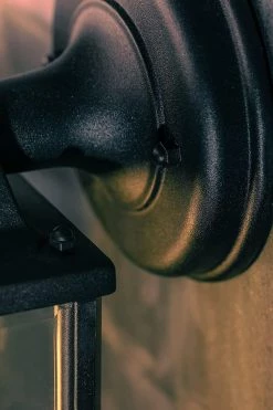 Unbranded CGC Noir Verre Biseauté Coach Lanterne Applique Murale Porche Intérieur Extérieur Jardin Décoratif Lampe Luminaire IP23 [Classe énergétique A +] -Glass Vases Boutique de vente 687631363 max